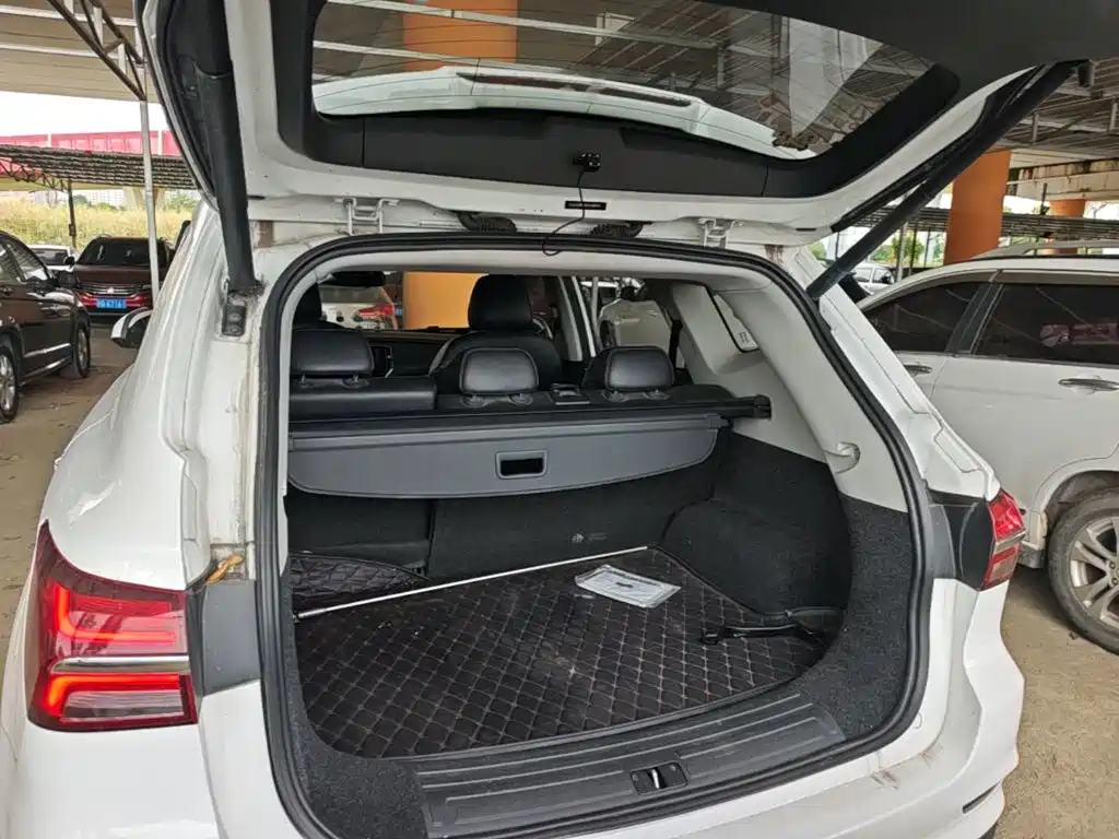 Roewe RX5 — миниатюра 15