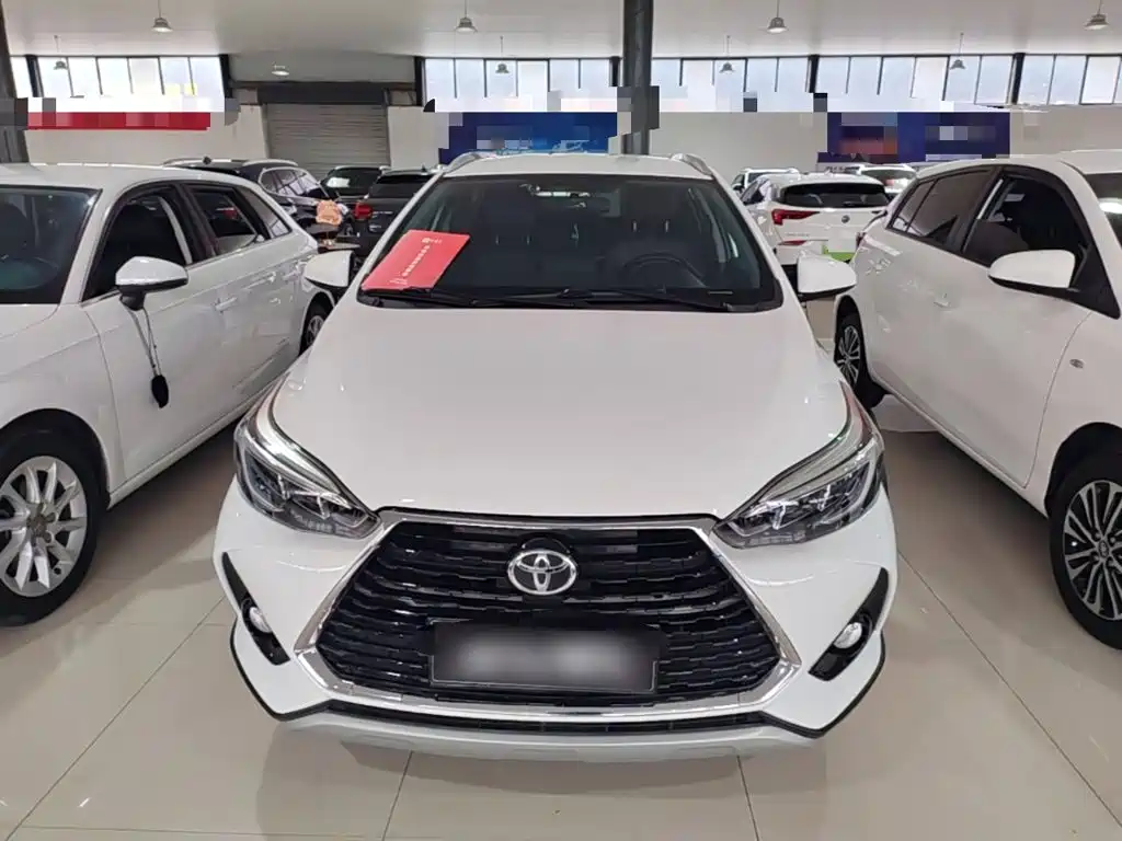 Toyota Yaris L — миниатюра 3