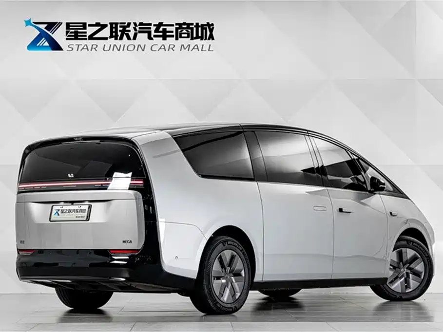 Li Auto MEGA 2024 Ultra