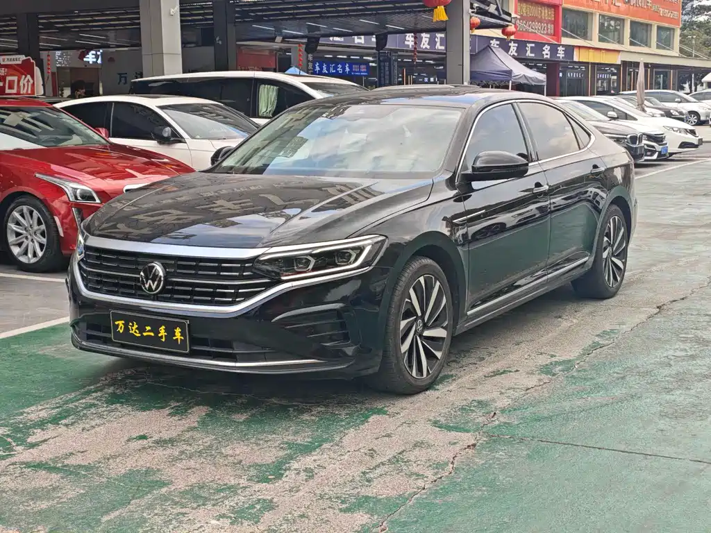 Volkswagen Passat 2024
