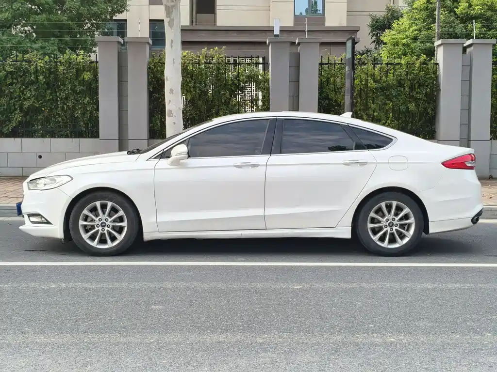 Ford Mondeo — миниатюра 4