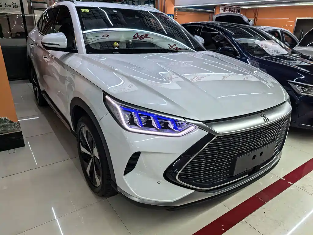 BYD PLUS New Energy — миниатюра 3