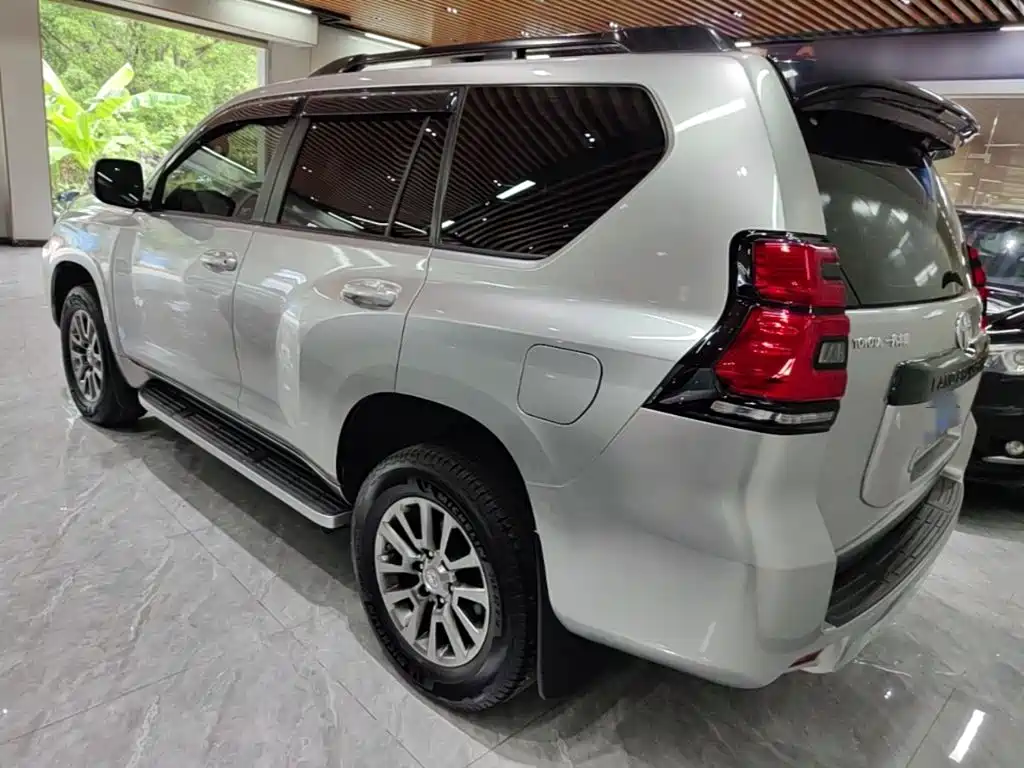 Toyota Prado — миниатюра 5