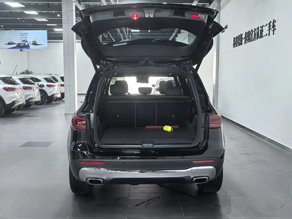 Mercedes-Benz GLB — миниатюра 16