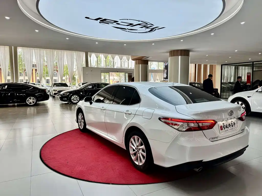 Toyota Camry 2023 2.0GVP Lead