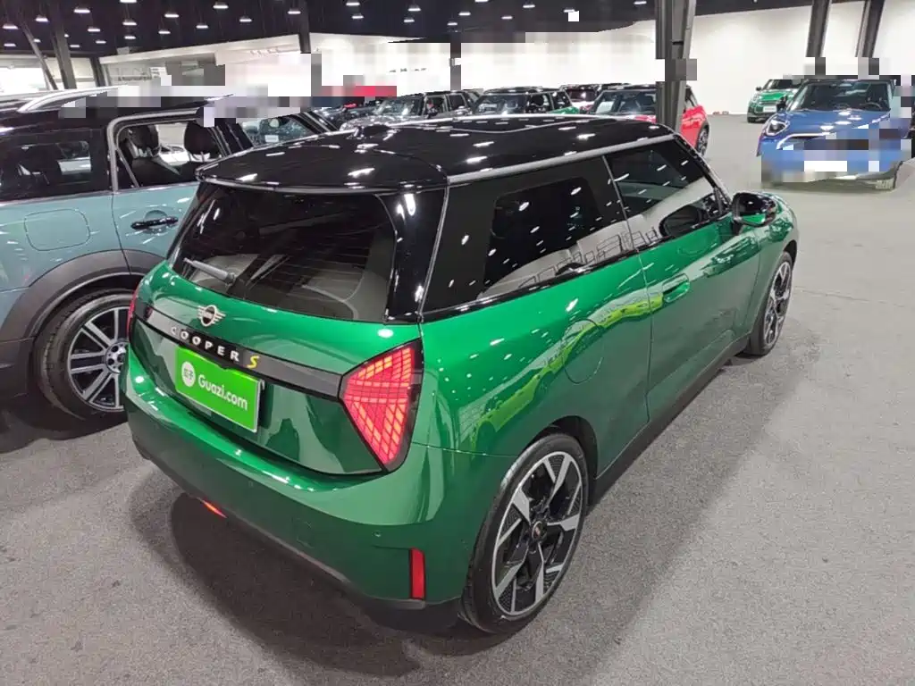 MINI MINI COOPER EV — миниатюра 7