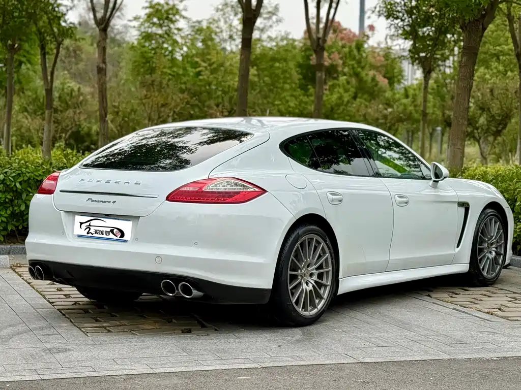 Porsche Panamera — миниатюра 5
