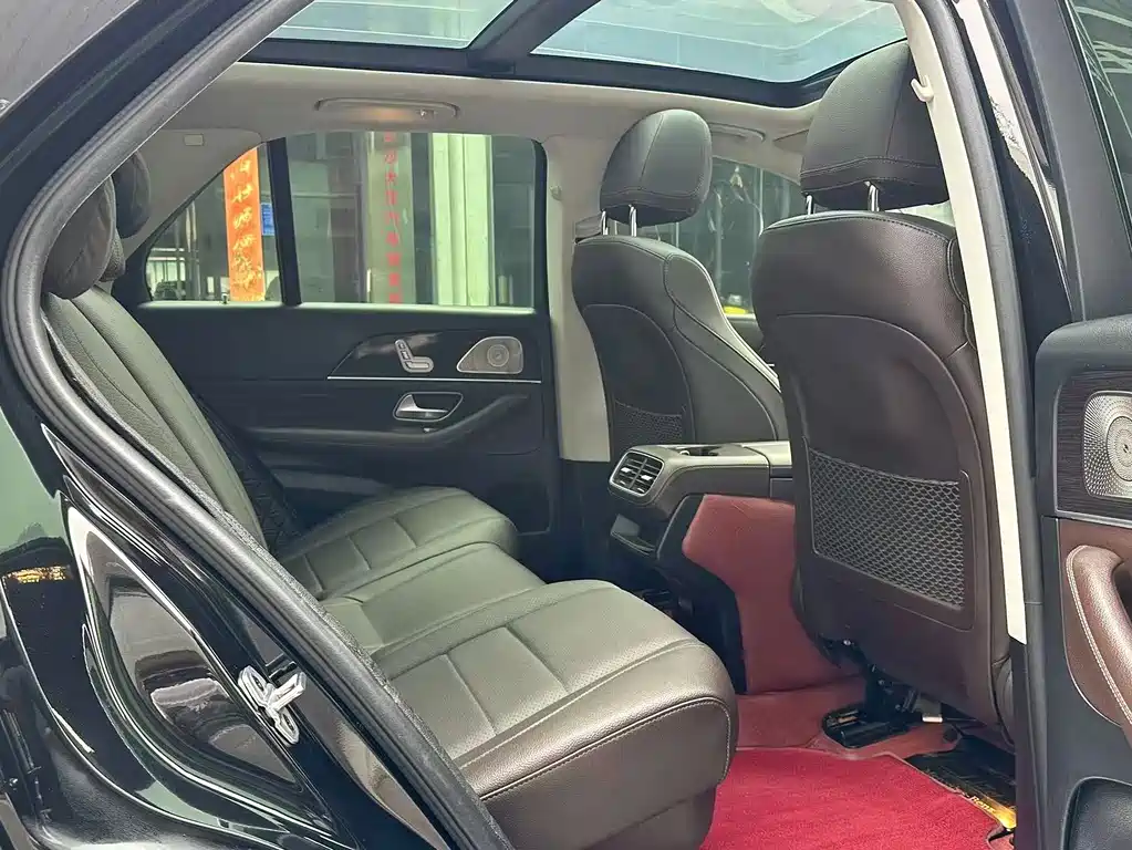 Mercedes-Benz GLE (Import) — миниатюра 7