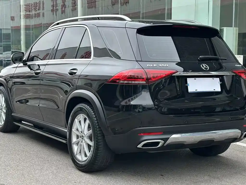 Mercedes-Benz GLE (Import) — миниатюра 9