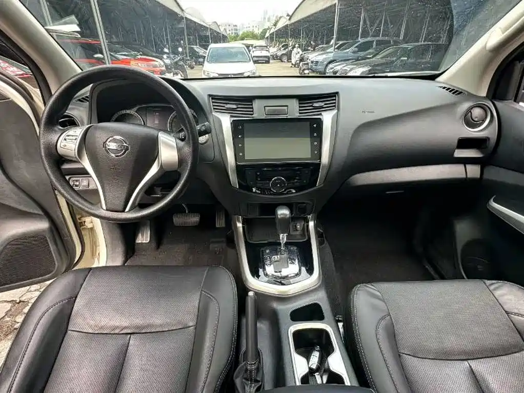 Nissan Terra — миниатюра 4