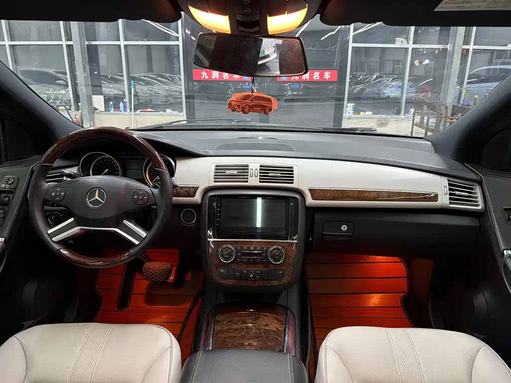 Mercedes-Benz R-Class — миниатюра 7