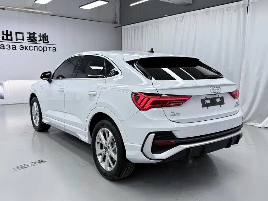 Audi Q3 Sportback 2023 35 TFSI (1.5T)