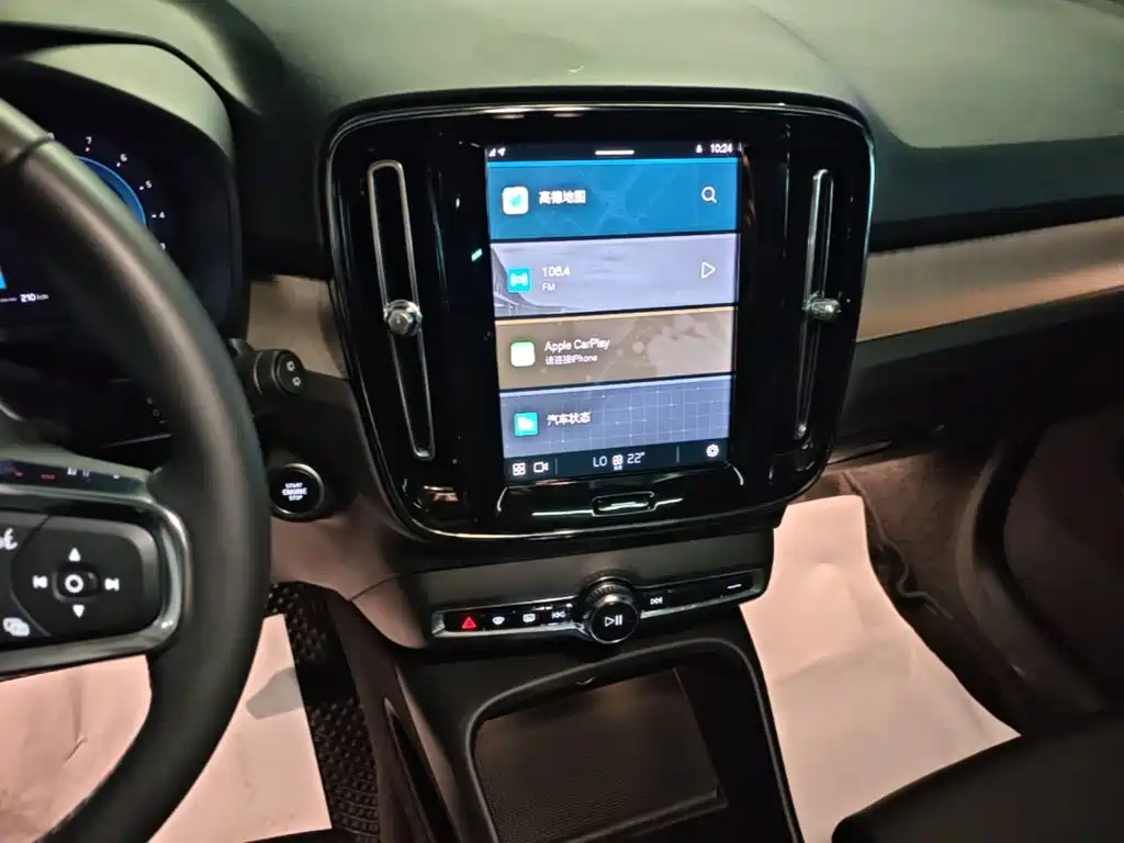 Volvo XC40 — миниатюра 13