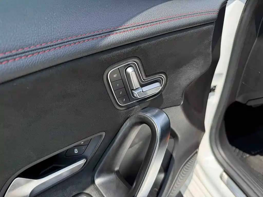 Mercedes-Benz CLA (Import) — миниатюра 5