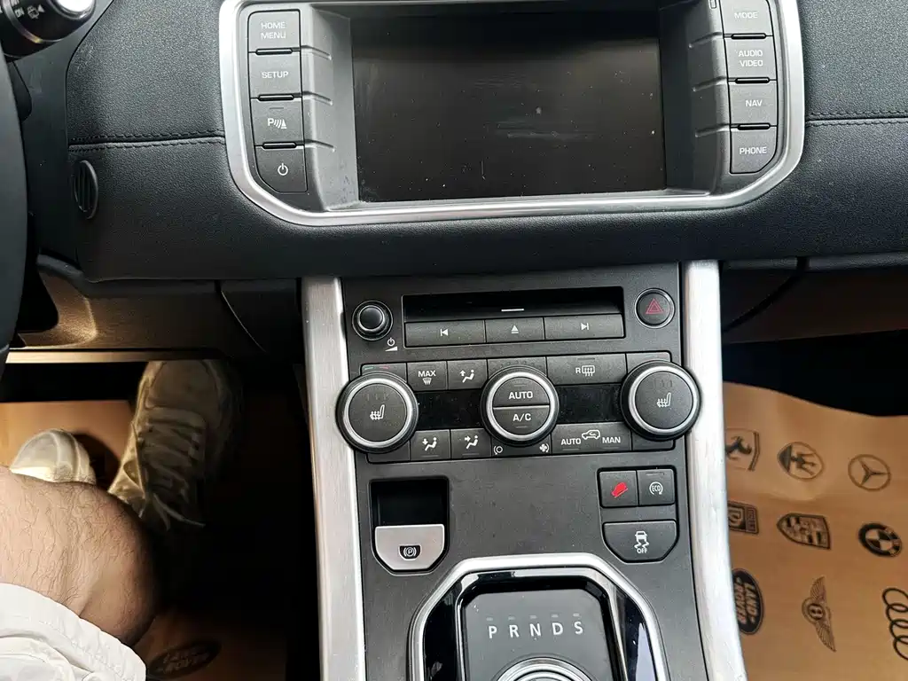 Land Rover Evoque — миниатюра 12