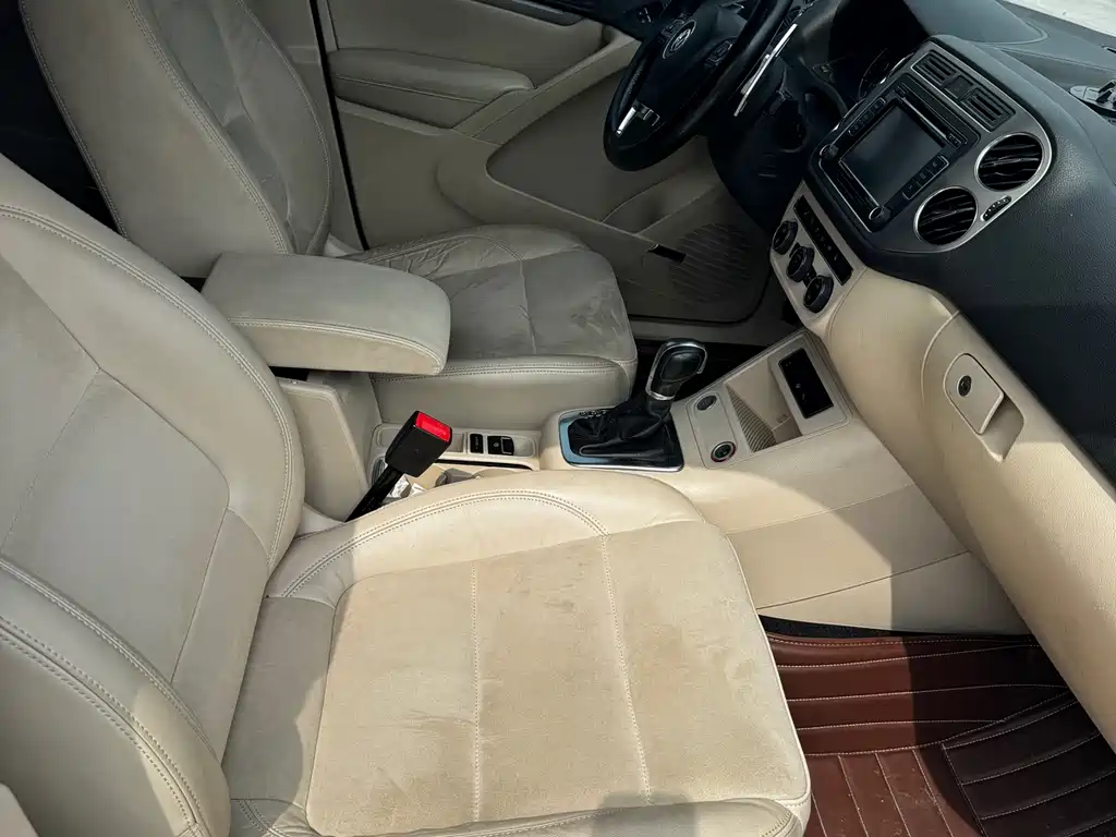 Volkswagen Tiguan 2013 2.0TSI AT Flagship