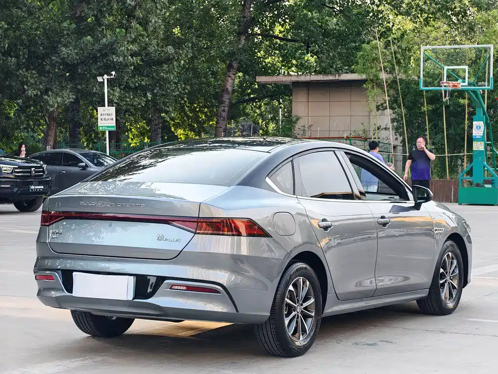 BYD Qin Plus PLUS 2023 Champion DM-i 55KM Lead