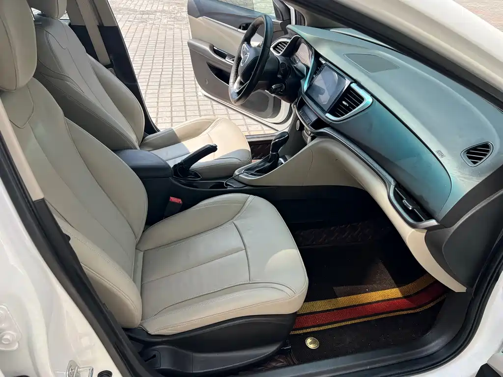 Buick Excelle — миниатюра 9