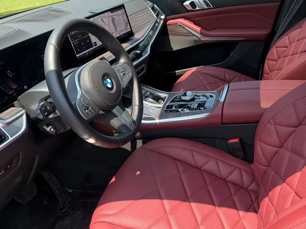 BMW X5 2025 xDrive 40Li M Sport