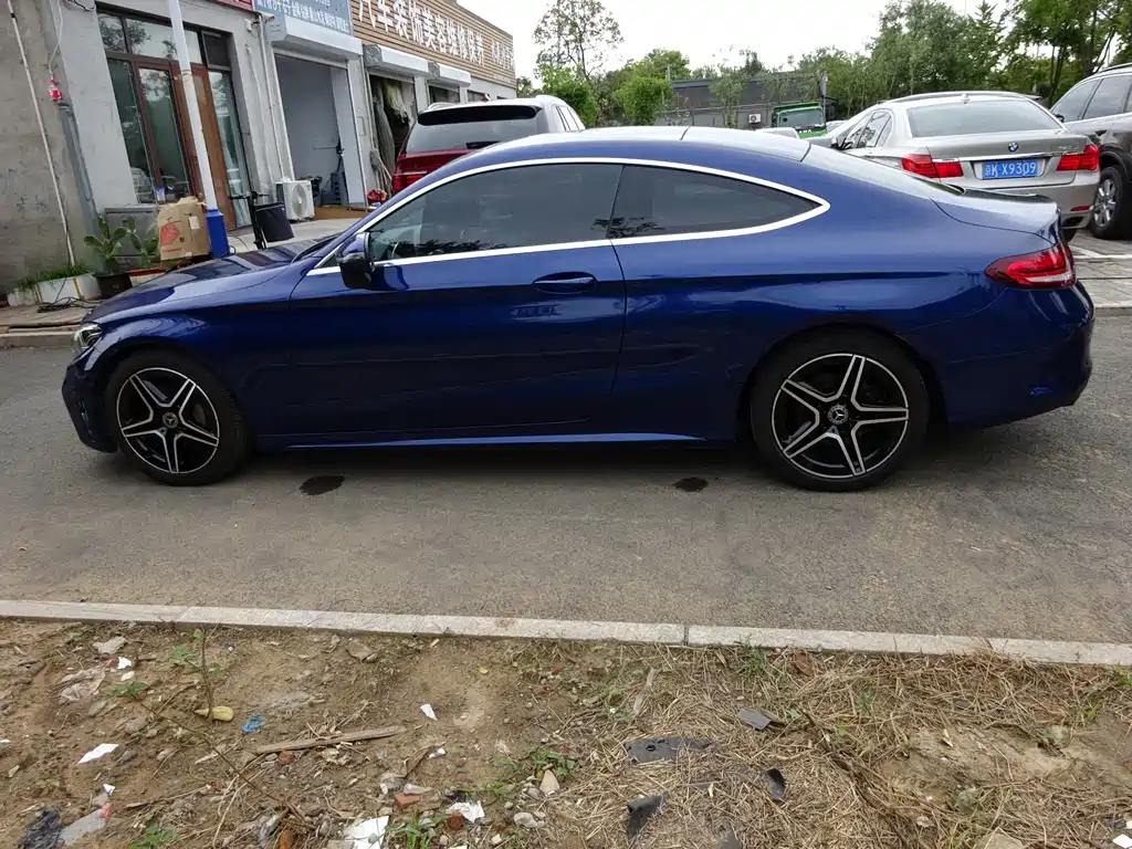 Mercedes-Benz C-Class (Import) — миниатюра 24