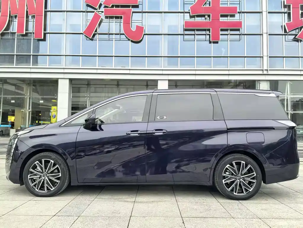 GAC TRUMPCHI E8 NEW ENERGY