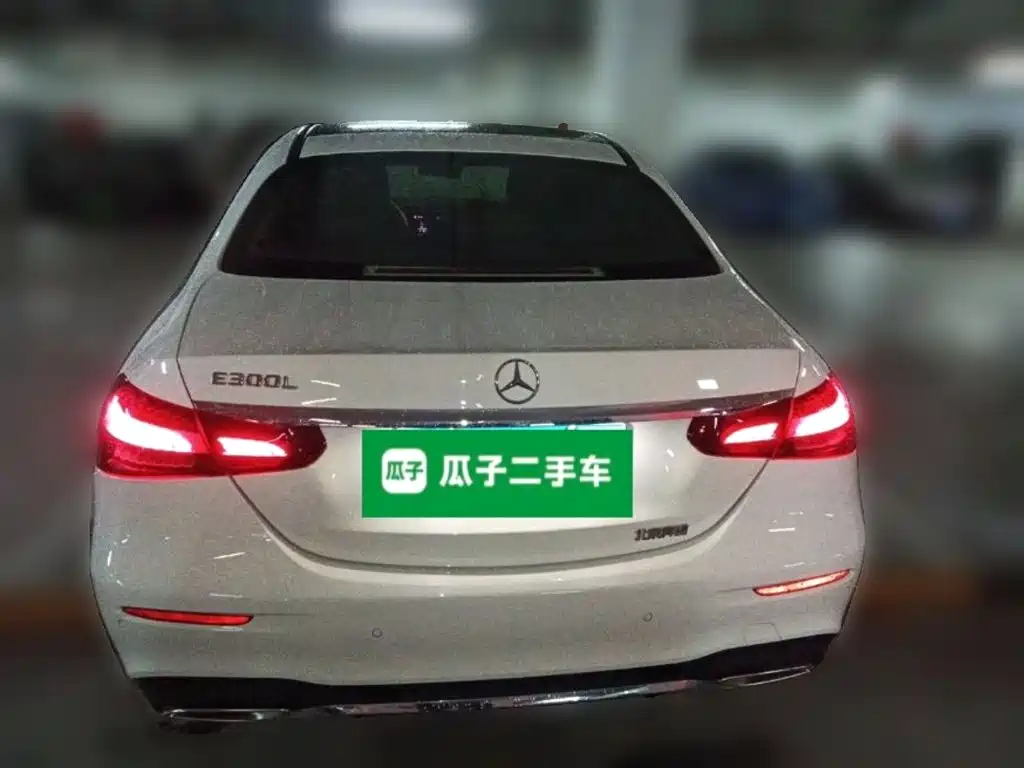 Mercedes-Benz E-Class — миниатюра 4