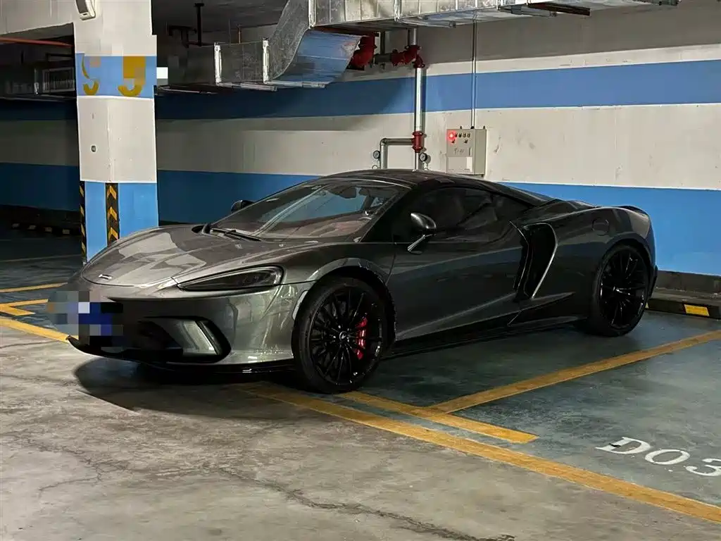 McLaren GT 2023