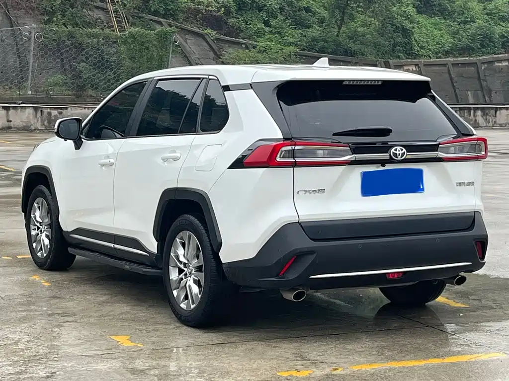 Toyota Wildlander — миниатюра 4