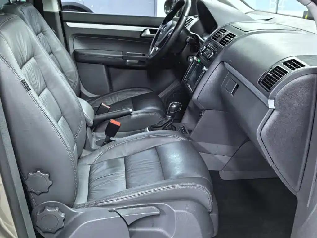 Volkswagen Touran — миниатюра 14