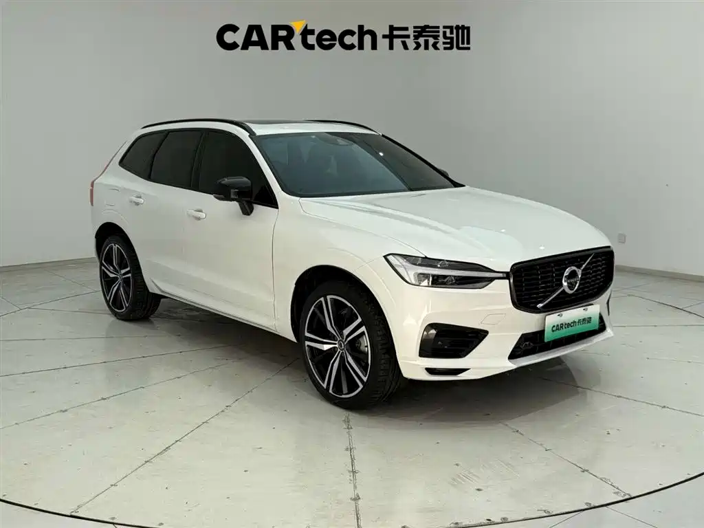 VOLVO XC60 PLUG IN HYBRID