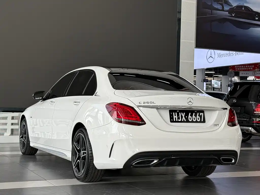 Mercedes-Benz C-Class — миниатюра 5