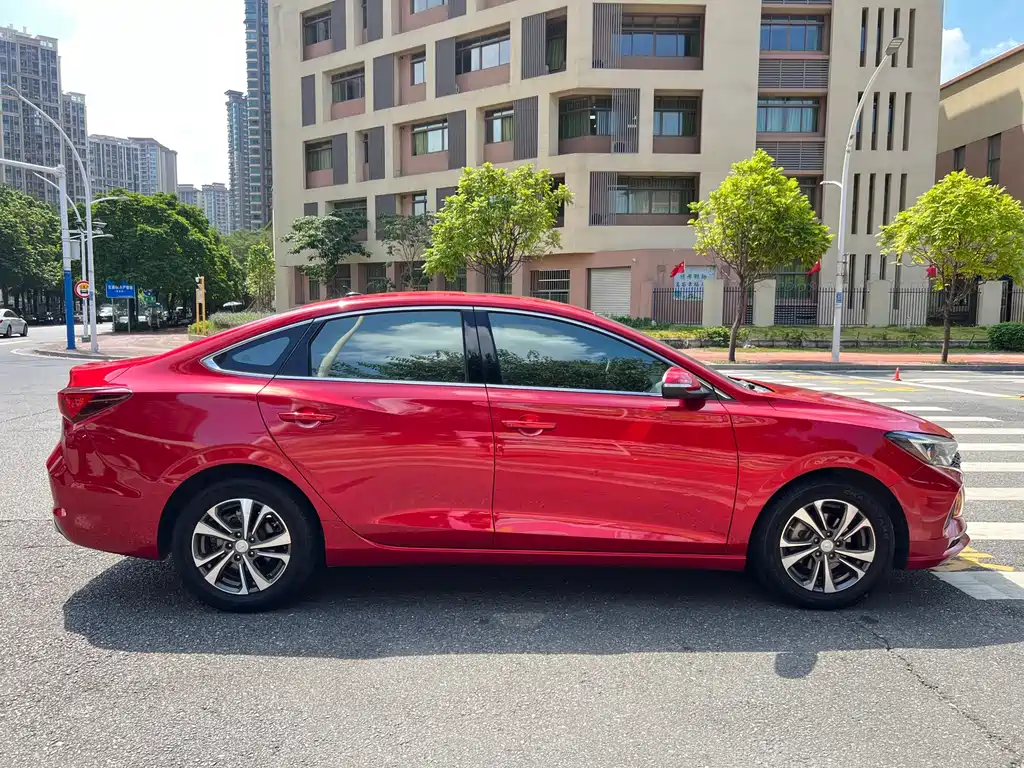 Changan Eado — миниатюра 8