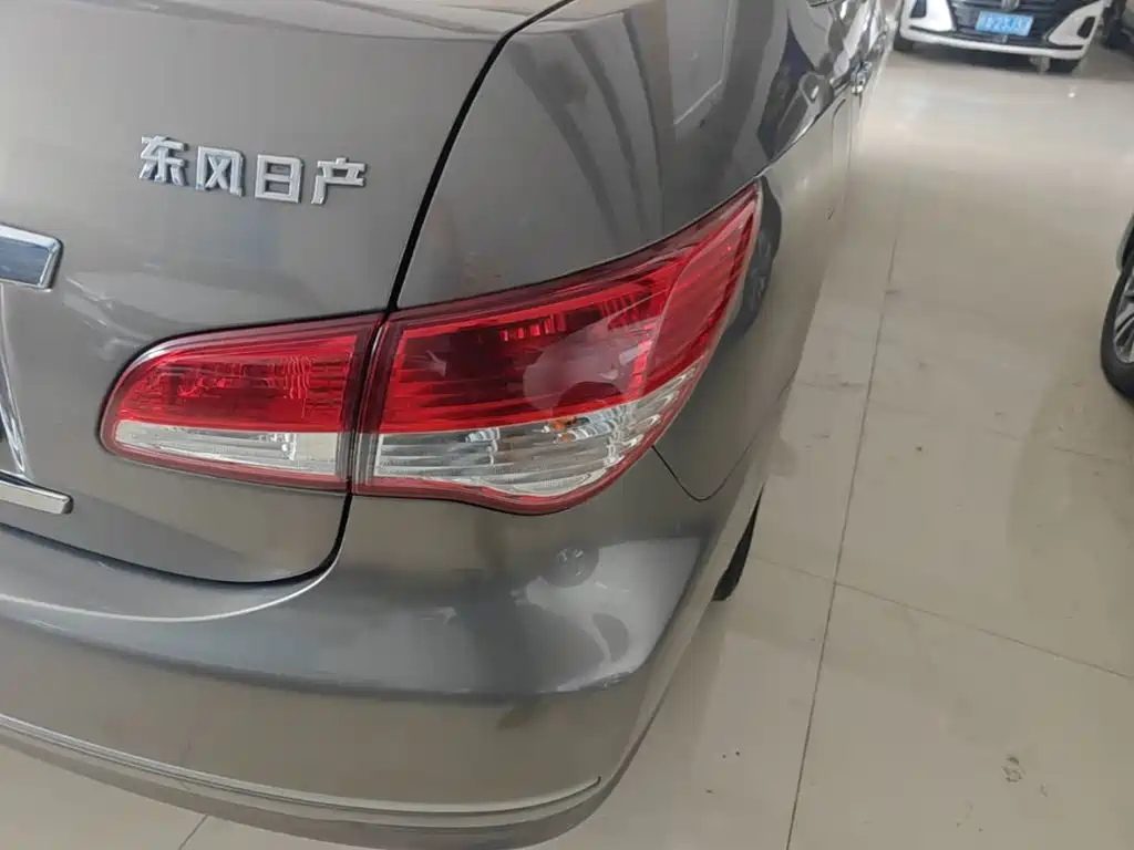 Nissan Sylphy — миниатюра 8