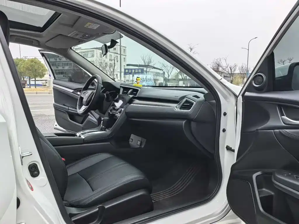 Honda Civic — миниатюра 6