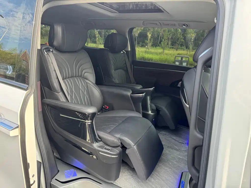 GAC Motor Trumpchi M8 — миниатюра 11