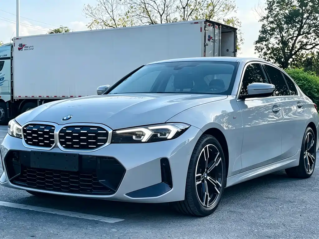 Купить BMW 3 Series