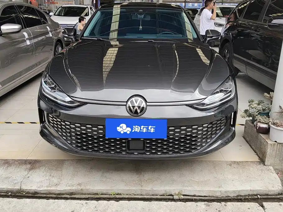 Volkswagen Lamando — миниатюра 2