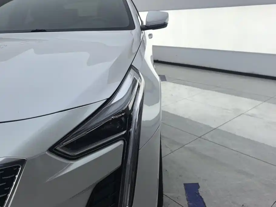 Cadillac CT6 — миниатюра 5