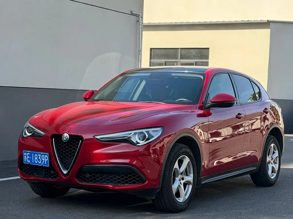Alfa Romeo Stelvio 2019