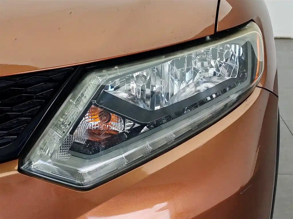 Nissan X-Trail 2014 2.5L CVT Luxury 4WD