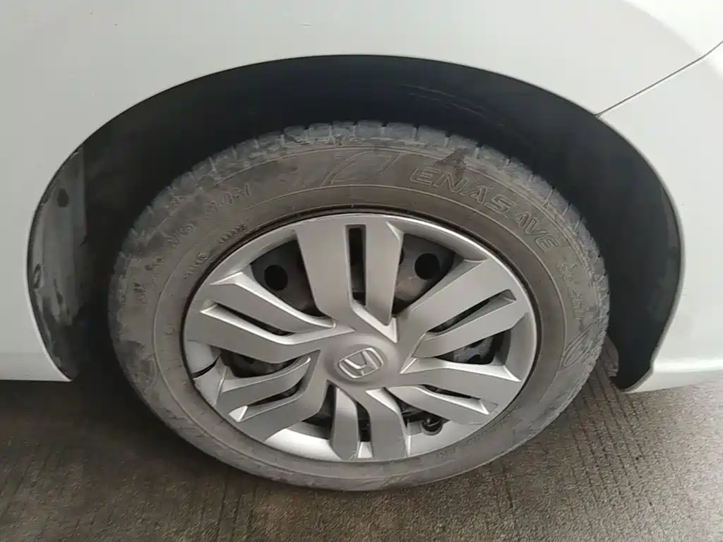 Honda Fit — миниатюра 12