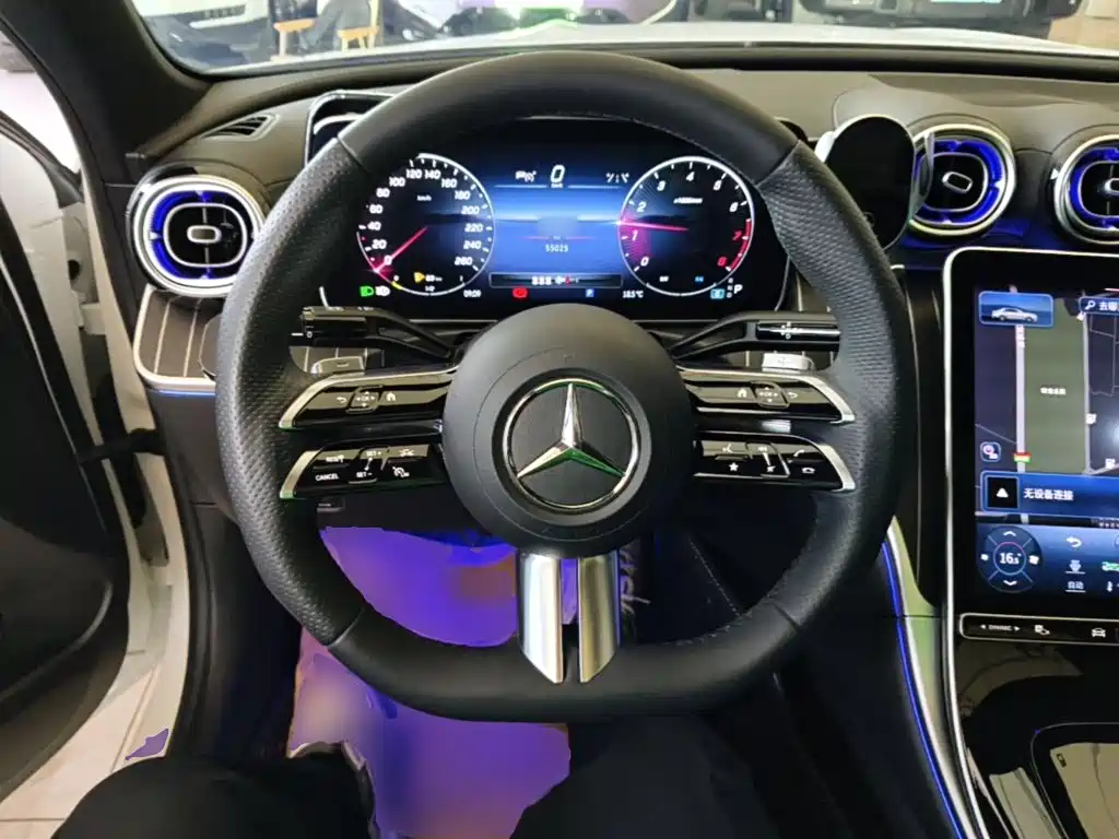 Mercedes-Benz C-Class 2023 — фото 10