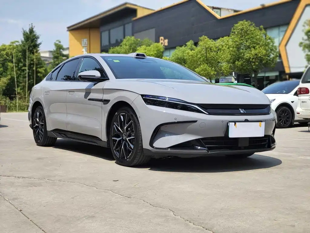 BYD Han 2025 DM-i Smart Drive 125KM