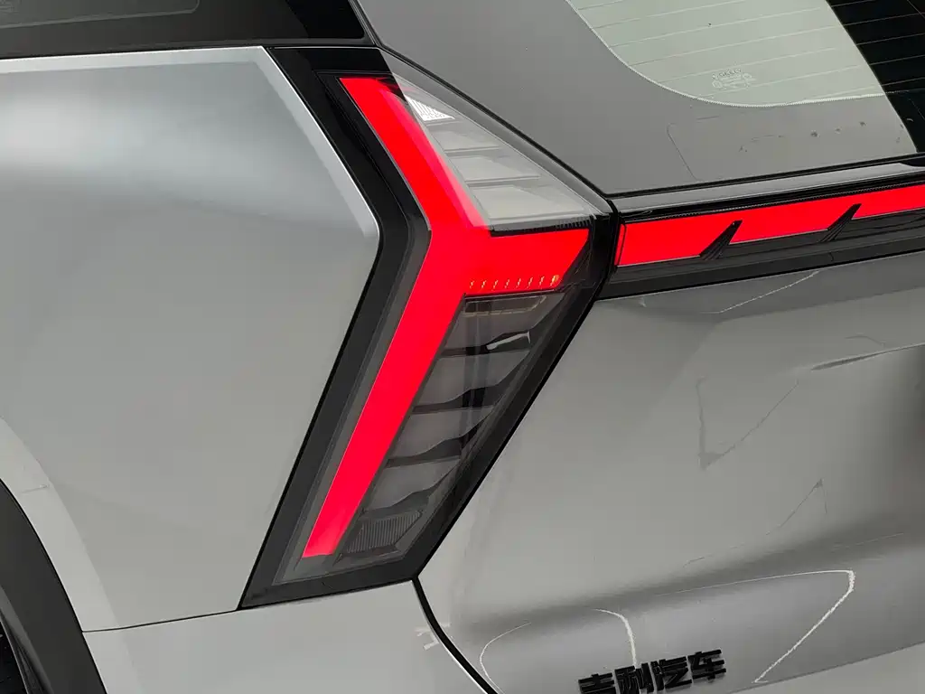 Geely Boyue L — миниатюра 18