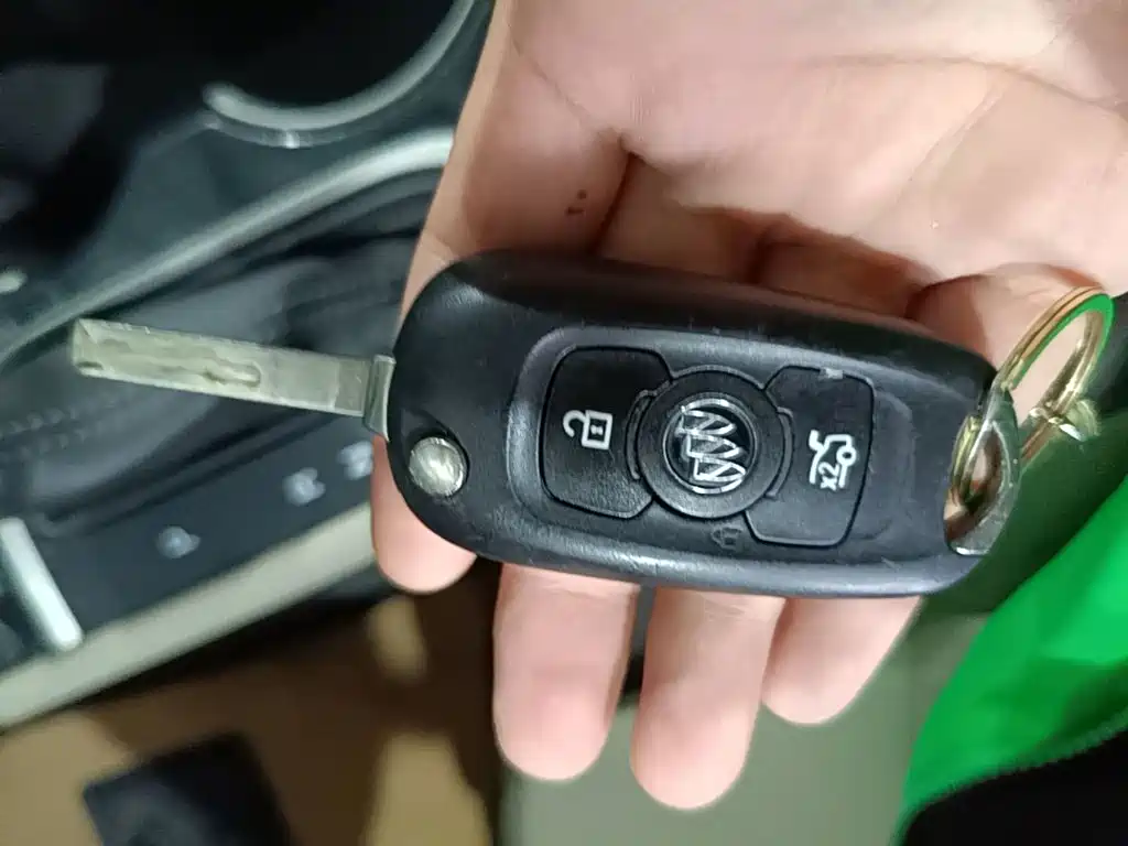 Buick Verano — миниатюра 9