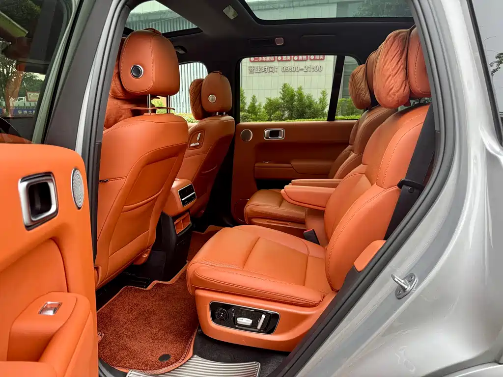 Li Auto Li L8 — миниатюра 5