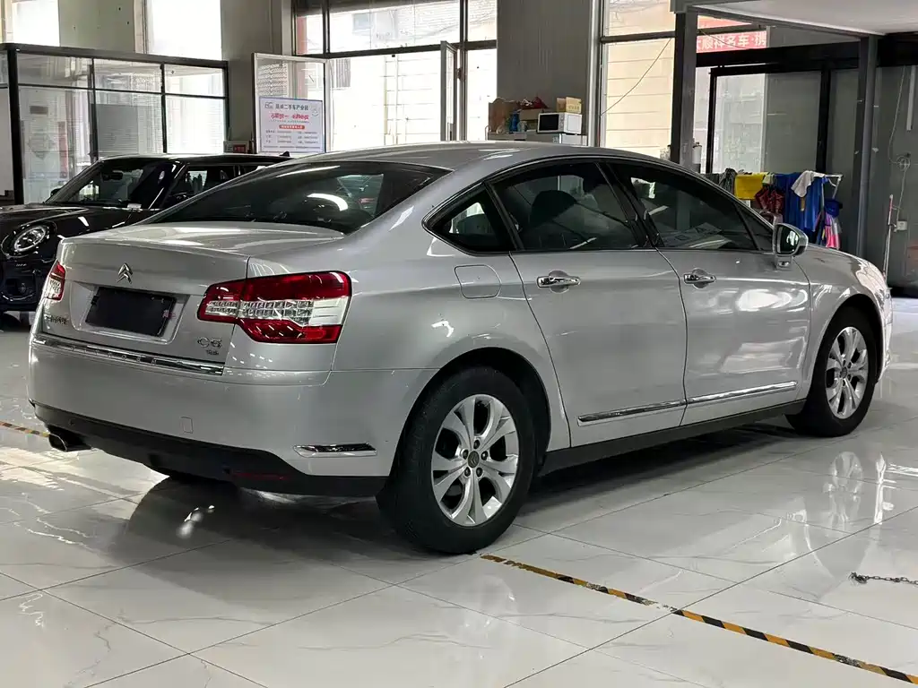 Citroen C5 2011 2.3L AT Luxury