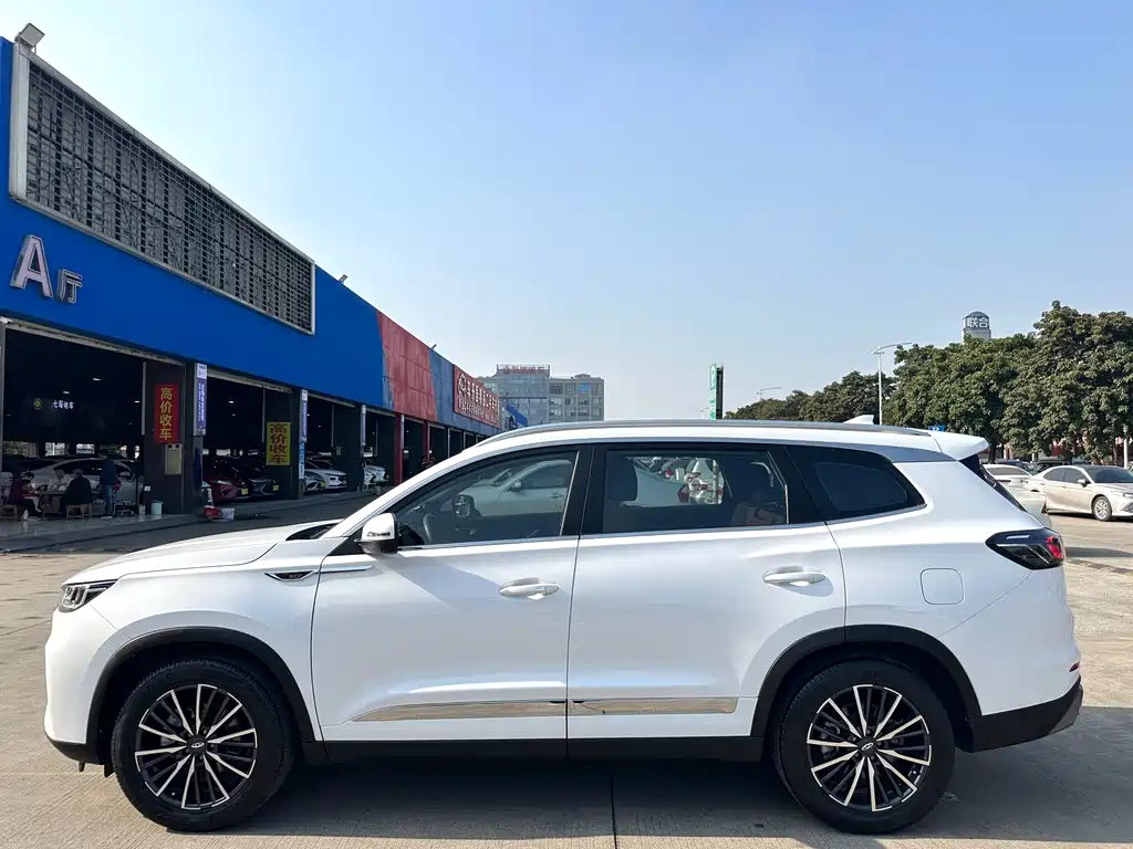 CHERY TIGGO 8 PLUS
