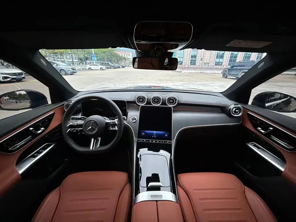 Mercedes-Benz GLC 2025 GLC 260 L 4MATIC Luxury