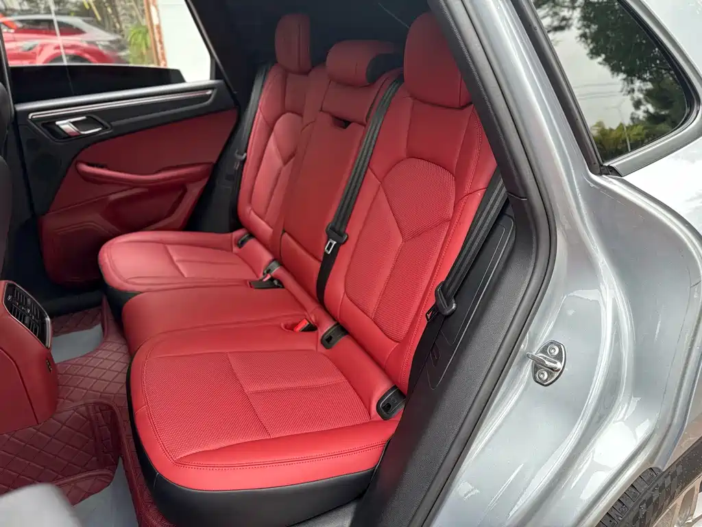 Porsche Macan — миниатюра 24